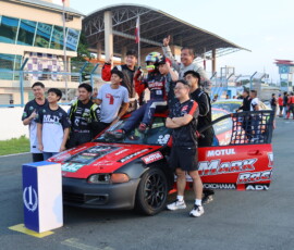 Mark Young Racing, including crew, celebrating the win.