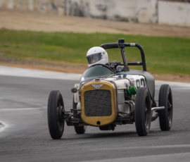 A fast entry into the corner